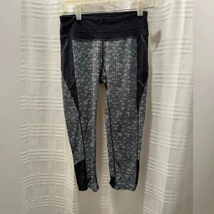 Athleta Capri leggings